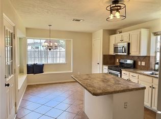 1721 Starling Dr, College Station, TX 77845