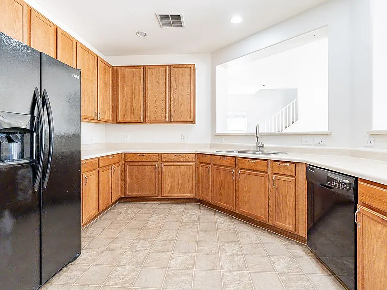 1083 W Calle Vista De Suenos — Photo 11