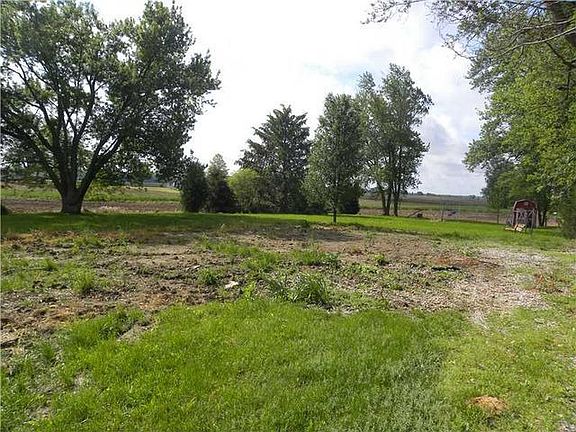 3rd image of 3655 W County Road 400 S