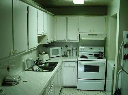 2nd image of 10000 NW 80th Ct APT 2324
