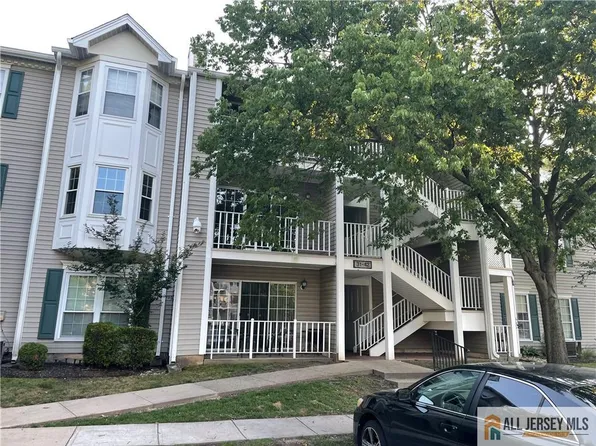 38 Brighton Way, North Brunswick, NJ 08902
