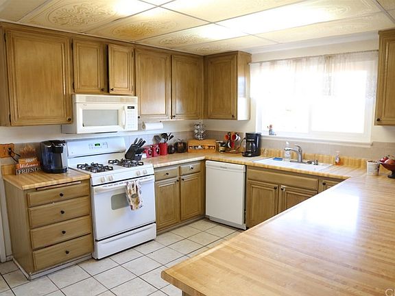 4th image of 2081 S Buena Vista Ave