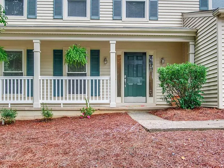 4371 Heritage Glen Ct — Photo 18