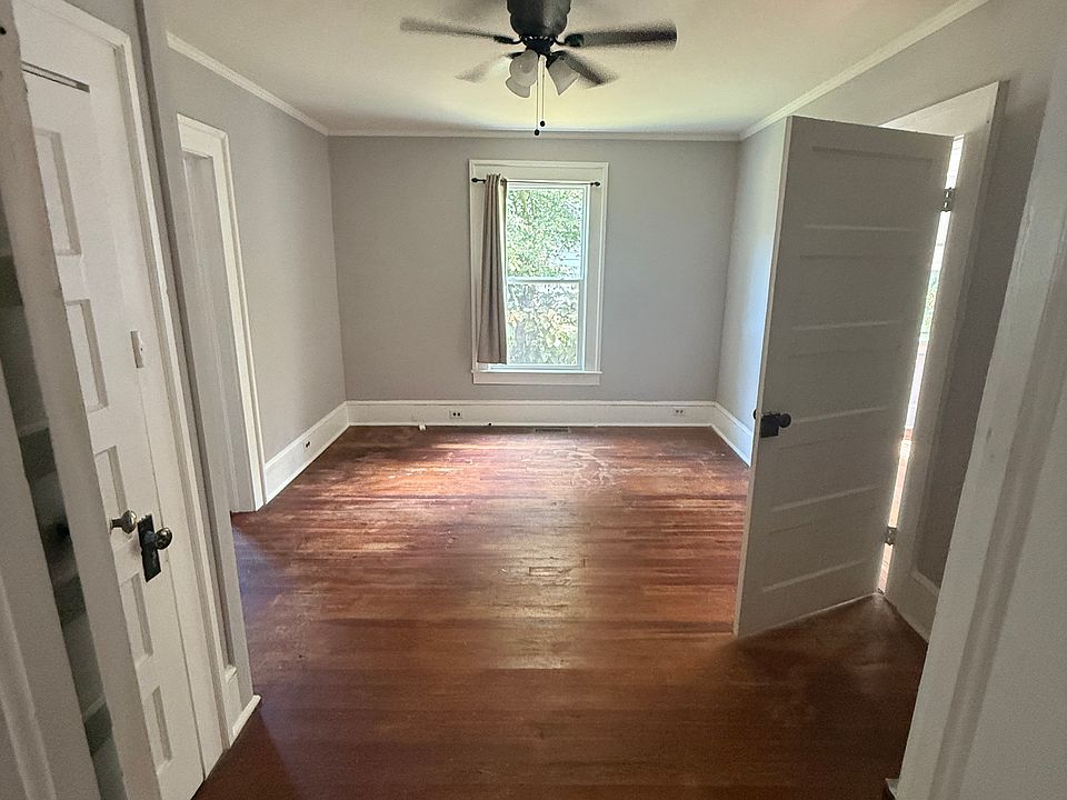 2nd image of 93 K Ave