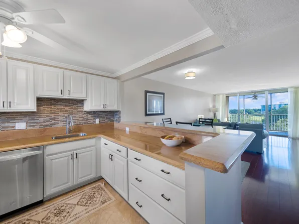 2901 S Palm Aire Drive #609, Pompano Beach, FL 33069