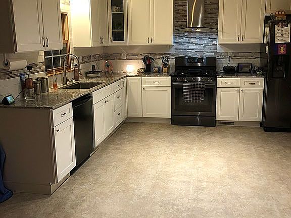 5th image of 3017 Oakley Dr