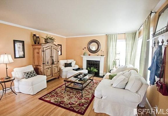 2nd image of 648 Ash Ave