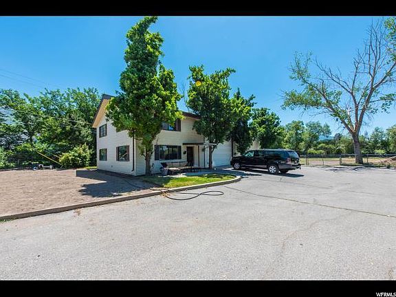 3rd image of 6369 S Cobblerock Ln
