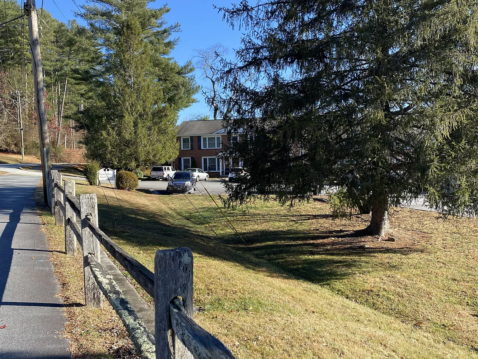 2 bed, 800 sqft, $1,375 — Photo 1
