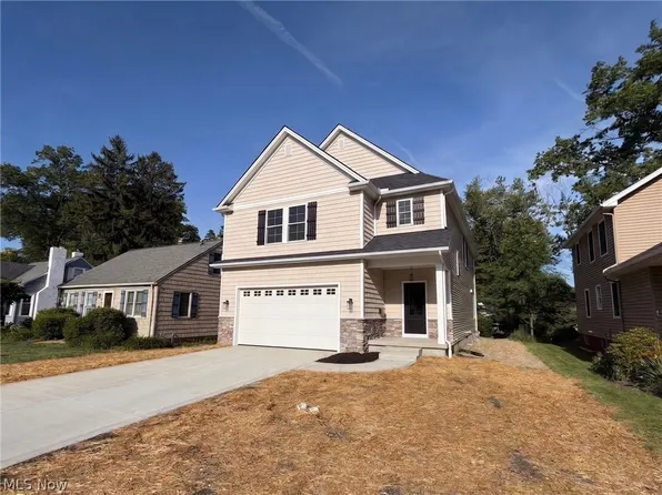 362 Oakmoor Rd, Bay Village, OH 44140