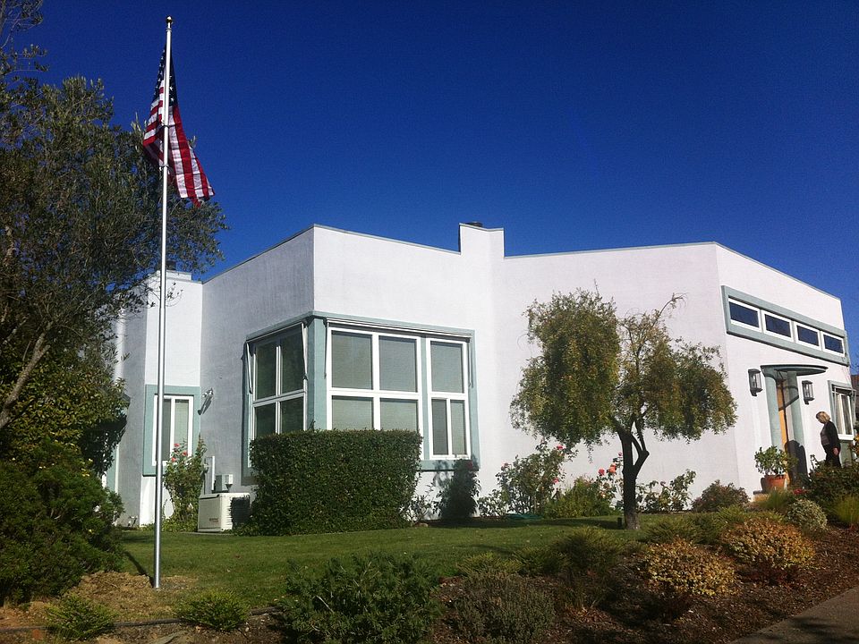 1st image of 1095 Stonebridge Dr