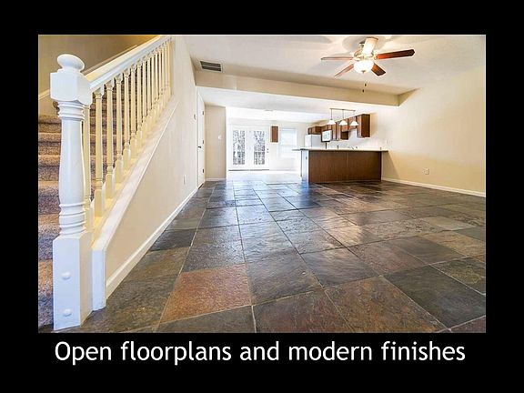 3rd image of 5725 W Vinca Ln