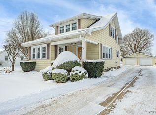 5768 Buffalo St, Sanborn, NY 14132