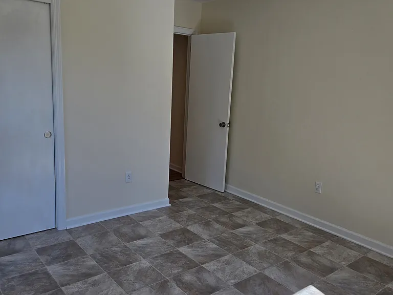 11 Marlow Dr — Photo 16
