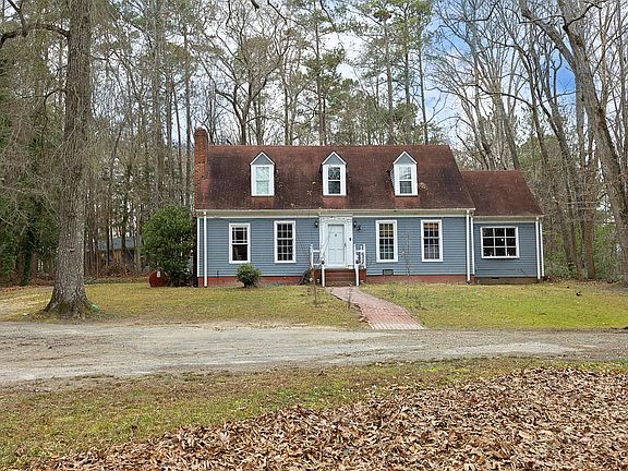 2nd image of 7117 Sunset Lake Rd