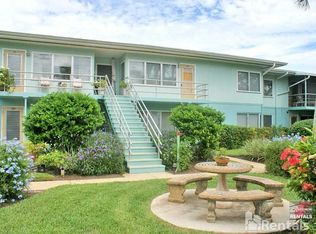 275 8th Ave S, Naples, FL 34102