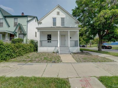 8103 E Canfield St, Detroit, MI, 48214