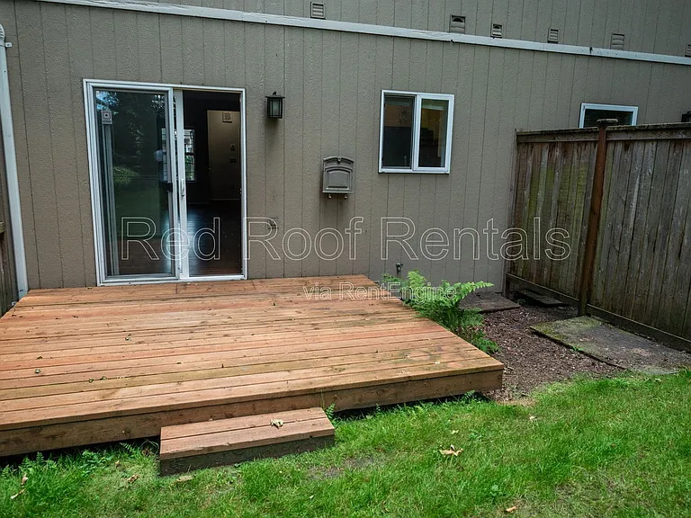 1222 7th St SE #L — Photo 27