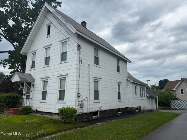 94 West Street, Gloversville, NY 12078