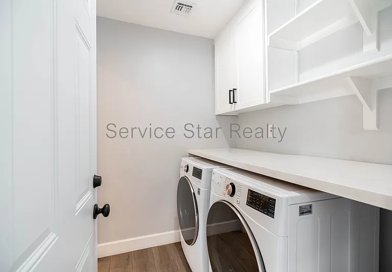 1946 E Rancho Dr — Photo 13