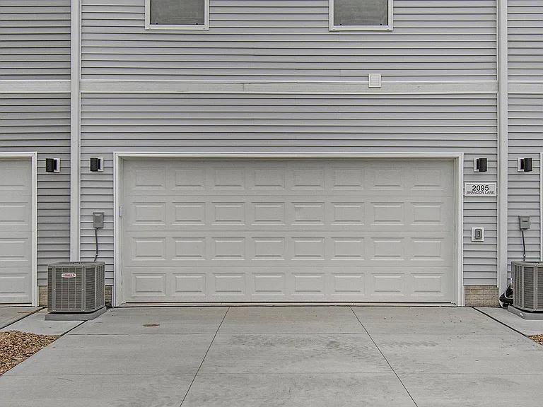 2095 Brandon Ln — Photo 22