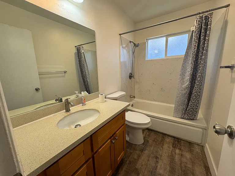 86 Eastwood Ct — Photo 10