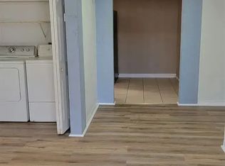 3342 E King Pl, Tulsa, OK 74115