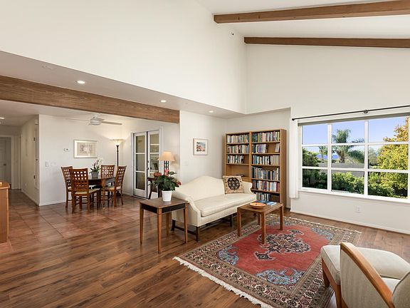 3rd image of 1809 Cliff Dr APT 1