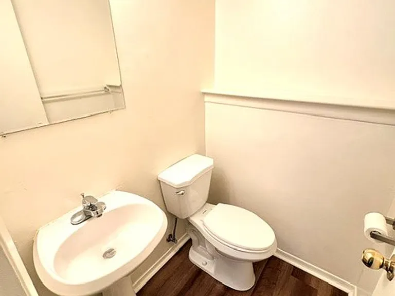 1084 Brightleaf Ct — Photo 6