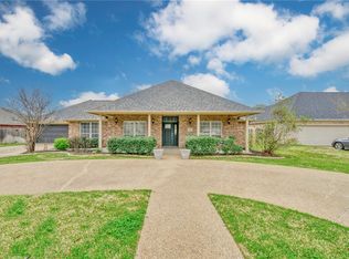 808 Pine Valley Dr, College Station, TX 77845