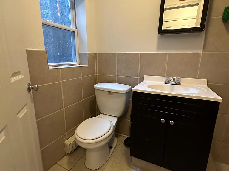 1915 Wharton St #2 — Photo 13