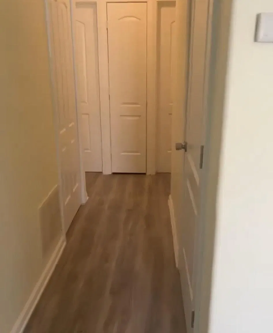 3 bed, 1300 sqft, $1,550 — Photo 2