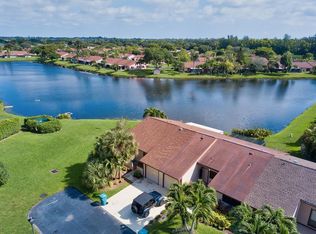 2 Camden Ln, Boynton Beach, FL 33426