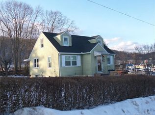 83 Richard Ter, Waterbury, CT 06705