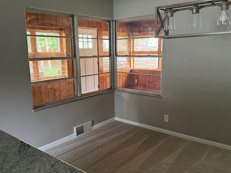 6521 E Pleasant Run Pkwy — Photo 4