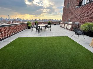 25-22 30th Dr #6D, Astoria, NY 11102