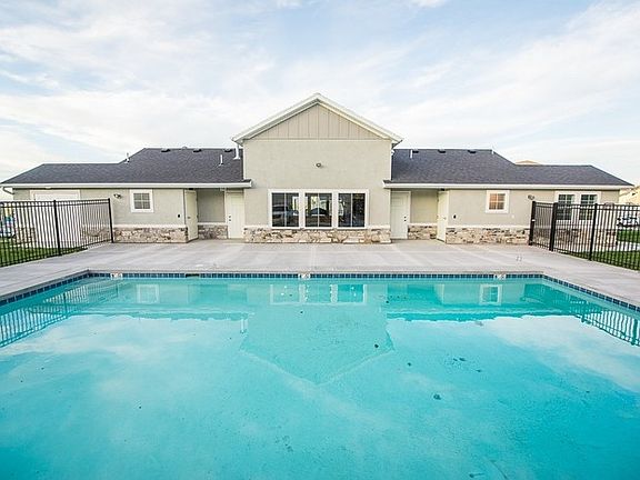 3rd image of 4346 W Ashburn Way