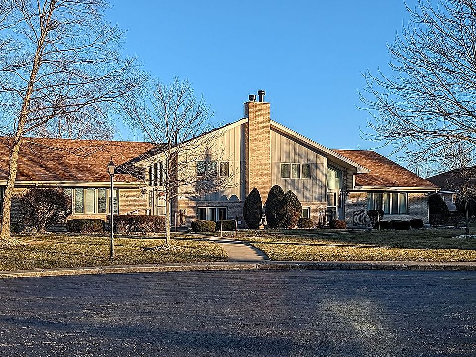 1st image of 11019 New York Ct #175