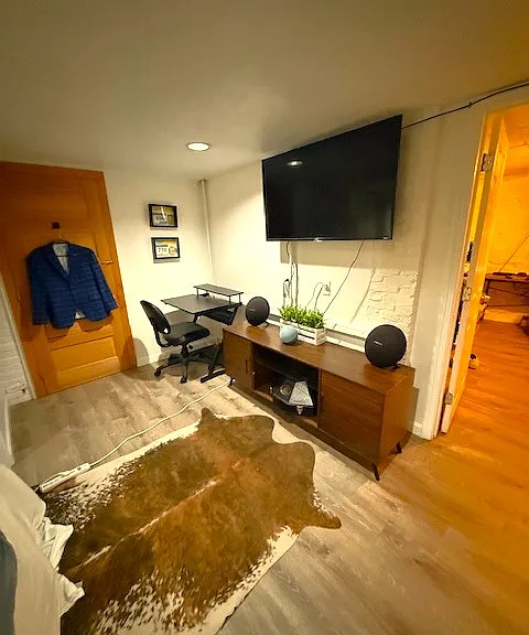 281 E St #1 — Photo 5