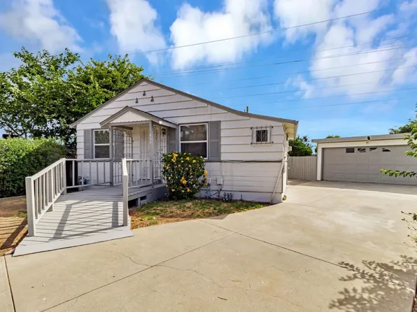 454 Daisy Ln, East Palo Alto, CA 94303