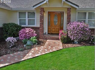 975 Krista Ln, Brookings, OR 97415