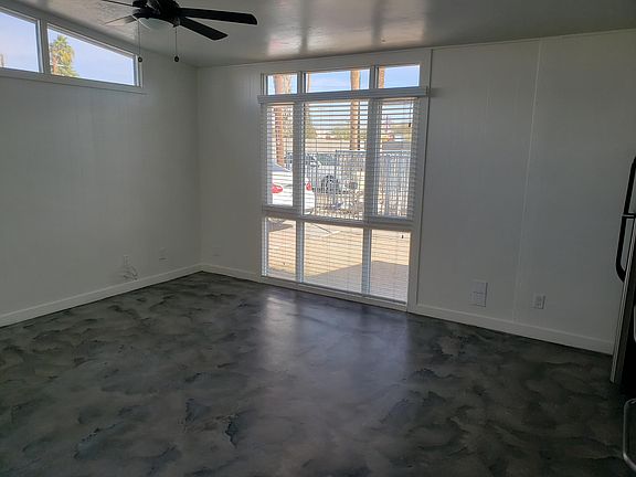 2nd image of 2122 E Fairmount Ave #20