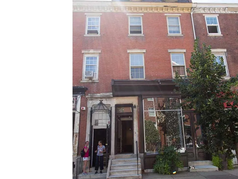 1114 Pine St #2R