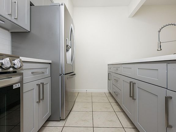4th image of 17441 Red Oak Dr #7441