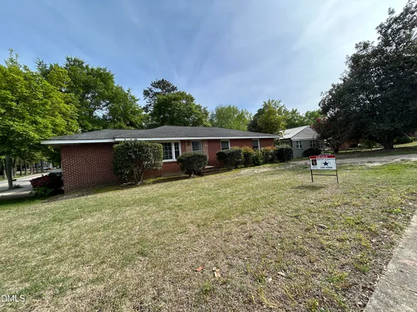 301 W Gannon Ave, Zebulon, NC 27597