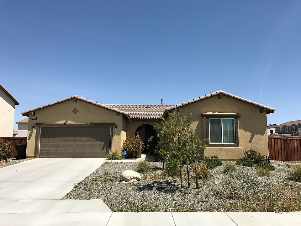 2nd image of 14187 Sun Valley St
