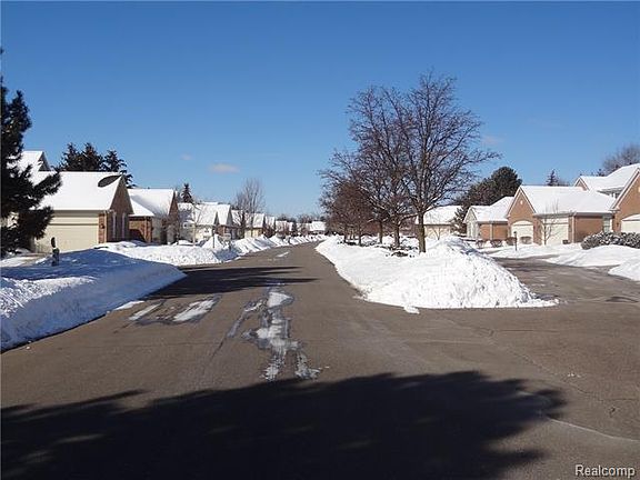 2nd image of 39518 Village Run Dr #159
