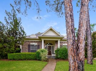 15814 Lake Lodge Dr, Houston, TX 77062