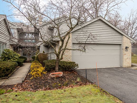 2nd image of 24 Deerfield Ln
