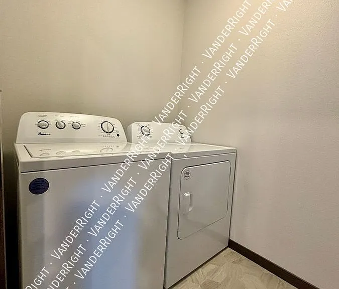 8045 Tencate Pl — Photo 18